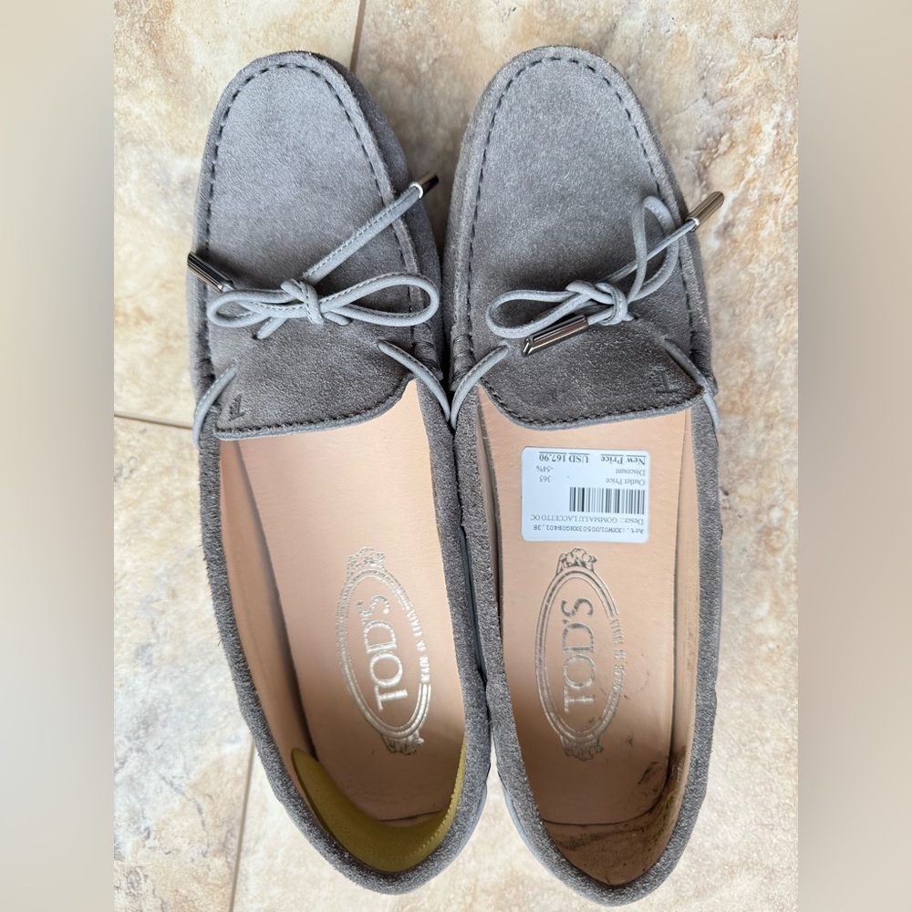 Tod's Tan Shoe, with Tod’s shoe bag